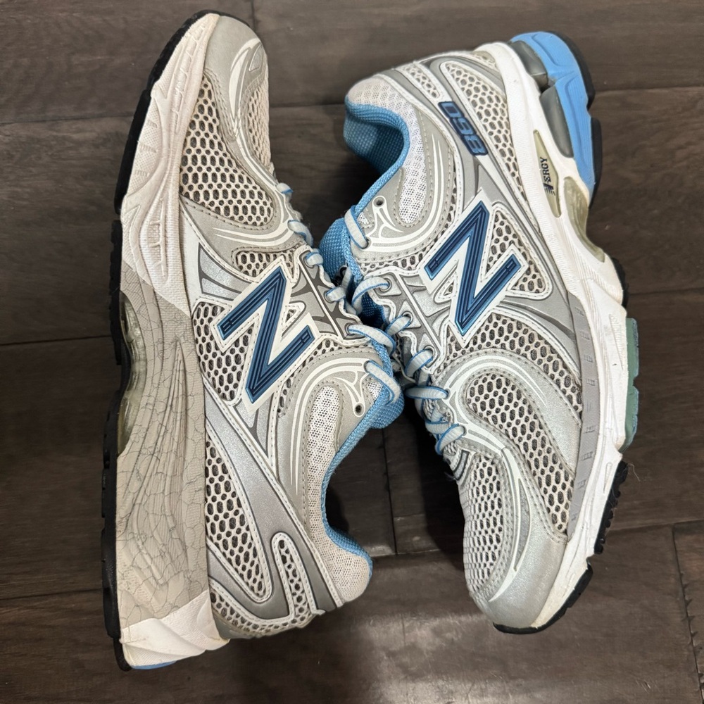 New Balance 860 Light Gray and Sky Blue Running Shoes - Picture 6 of 7
